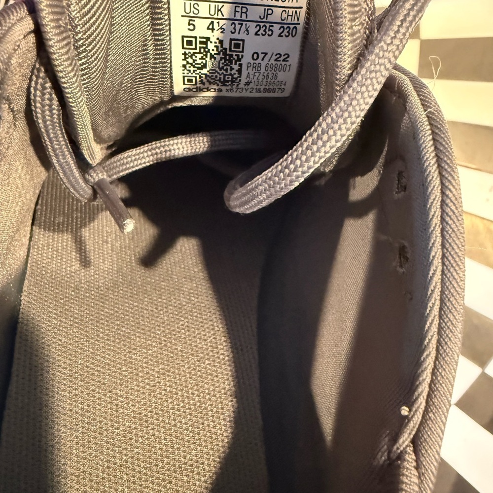 Adidas Light Gray Youth Kids Athletic Shoes - Picture 6 of 7